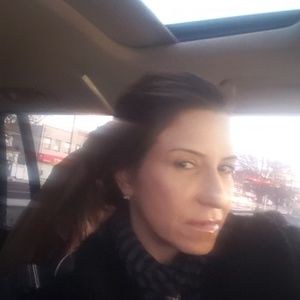 Meet your Posher, Adriana